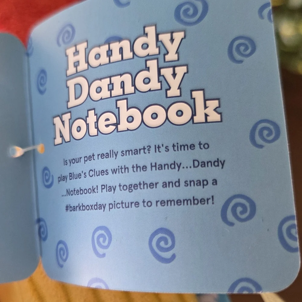 NWT Bark Box Blues Clues Handy Dandy Notebook Sz LG Dog Toy Crinkle Squeaker